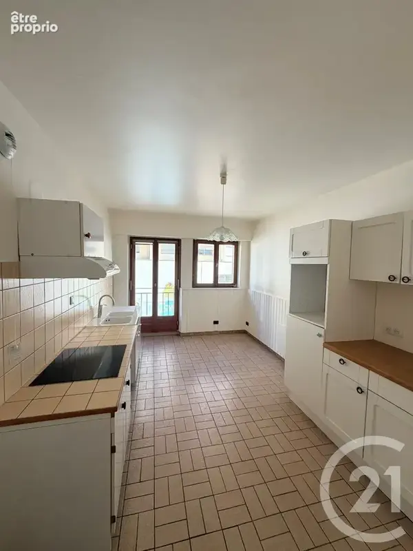 Appartement 3 pièces 95 m² à vendre à Strasbourg (67200) - photo 3