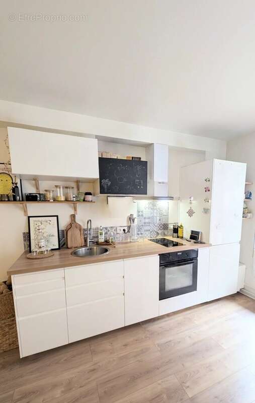 Appartement à PARIS-19E