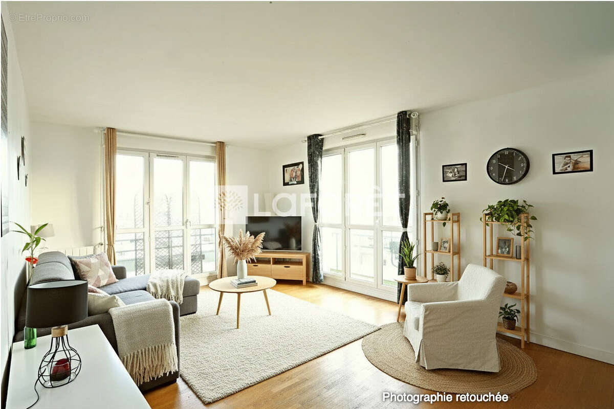 Appartement Montrouge 3 pièces, 2 chambres, balcon , parking et cave. - photo 3