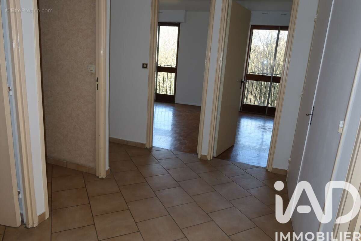Photo 4 - Appartement à VIRY-CHATILLON