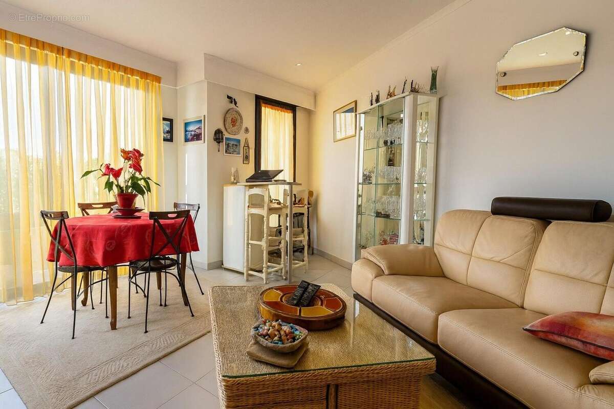 Photo 4 - Appartement à FREJUS