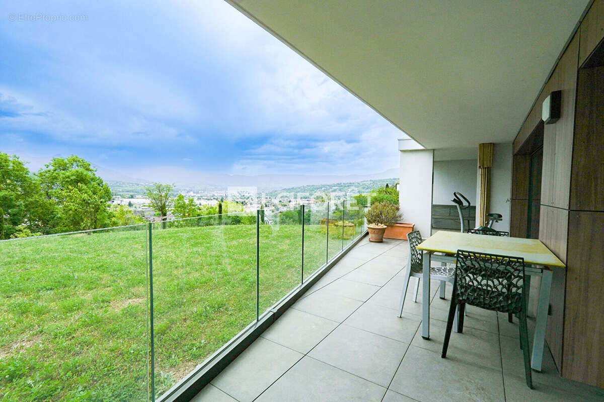 Appartement à SAINT-ALBAN-LEYSSE
