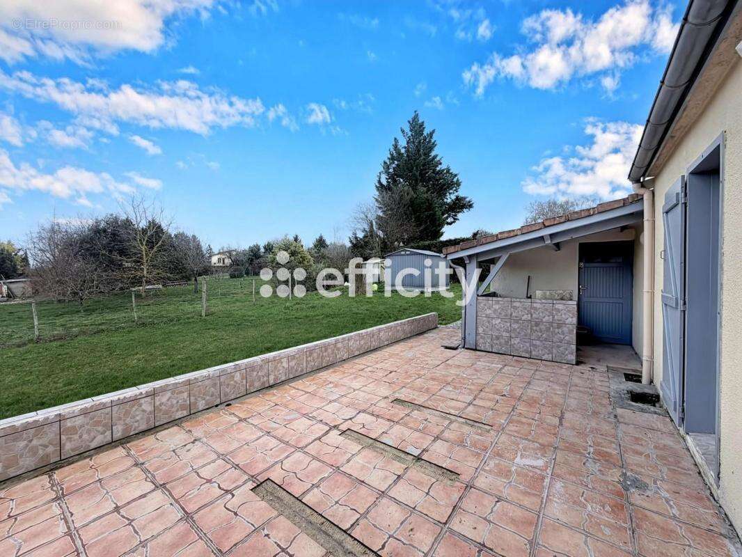 Maison à CASTILLONNES