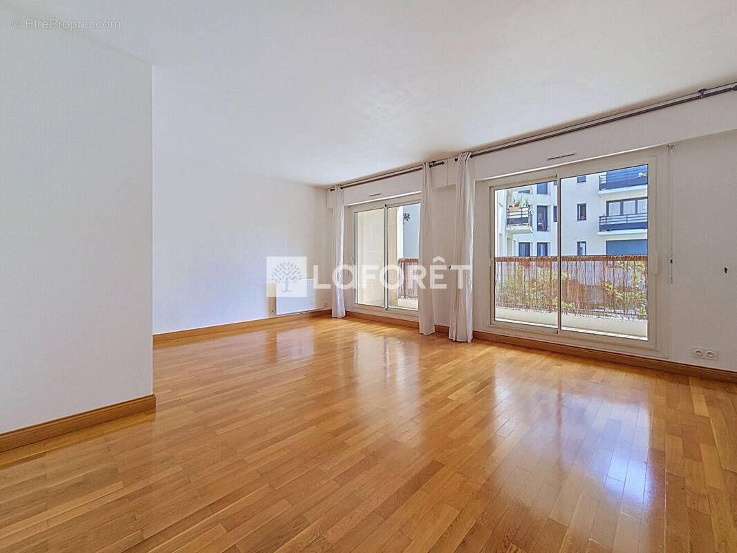 Appartement à BOURG-LA-REINE