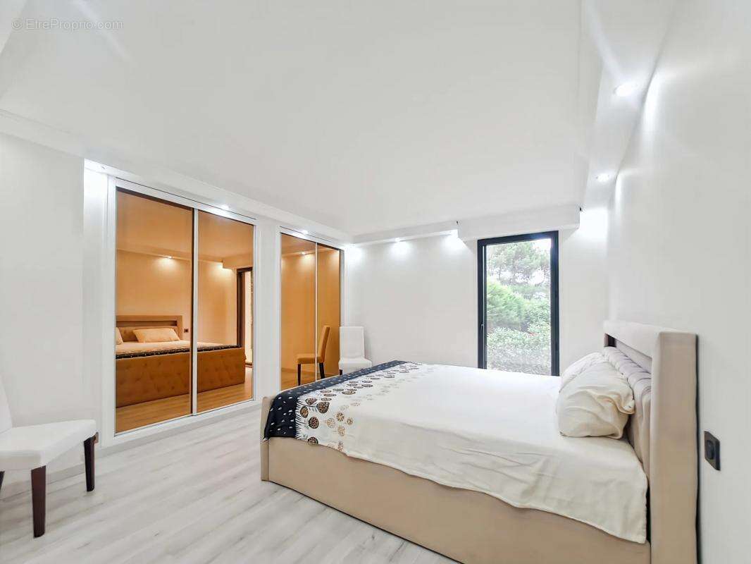 Maison à SAINT-LYPHARD