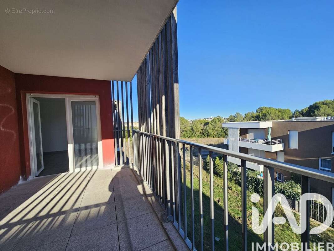 Photo 2 - Appartement à JUVIGNAC