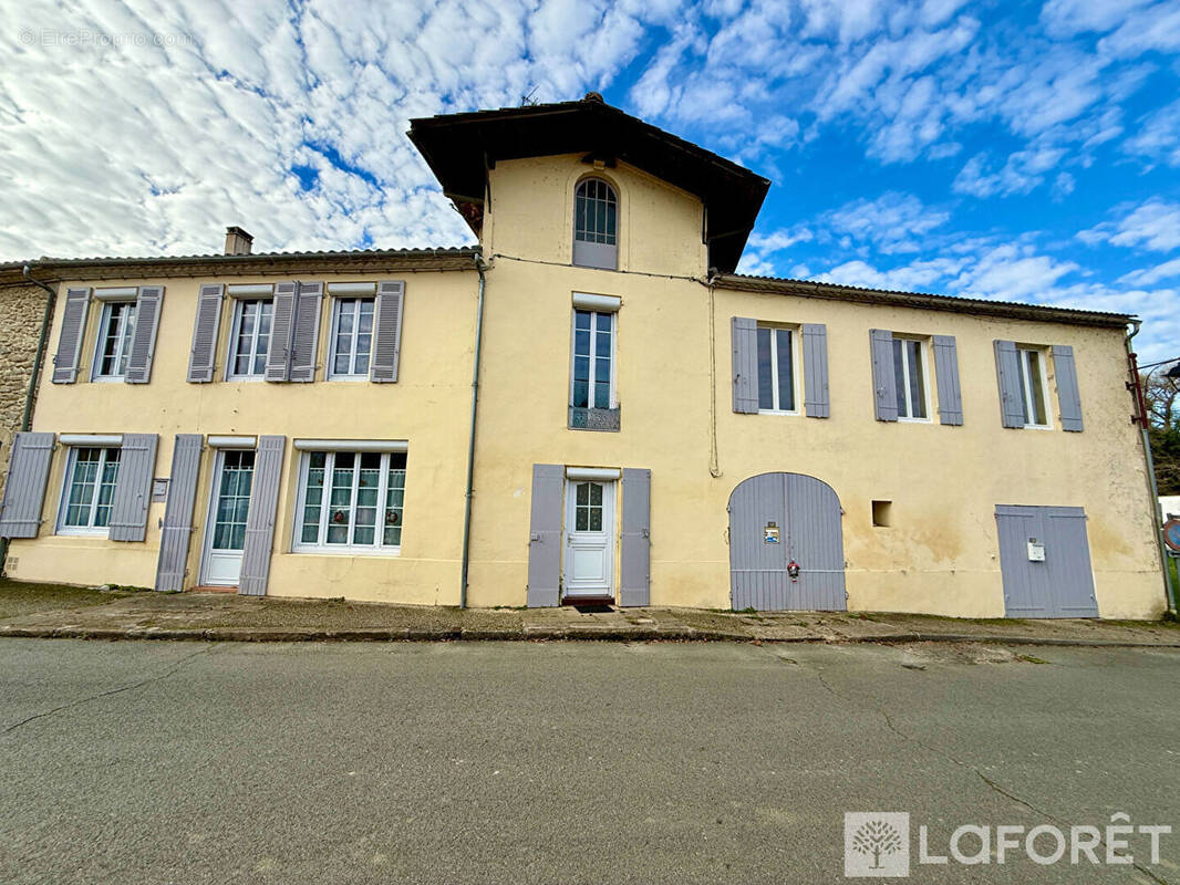 Maison à LANGON