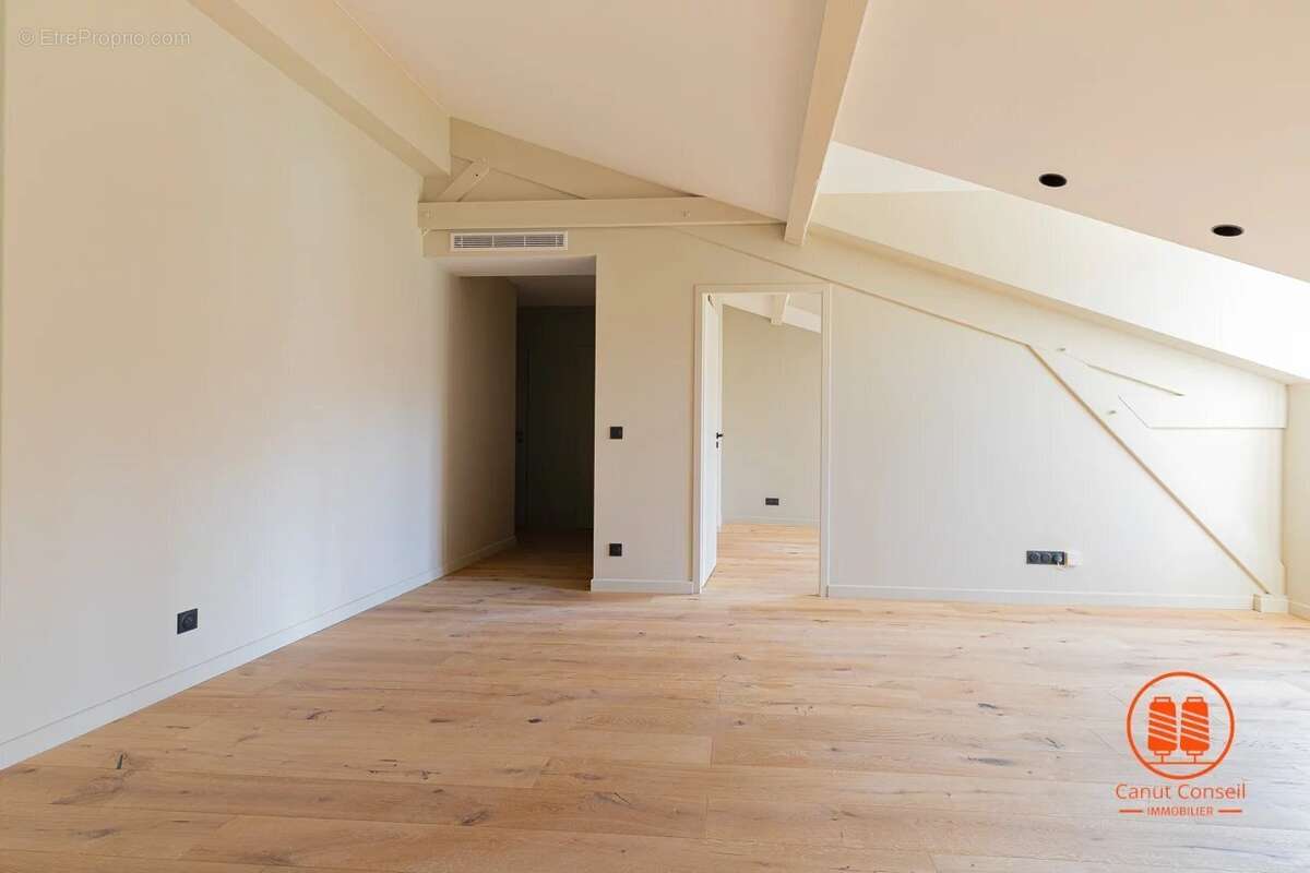 Appartement à LYON-1E