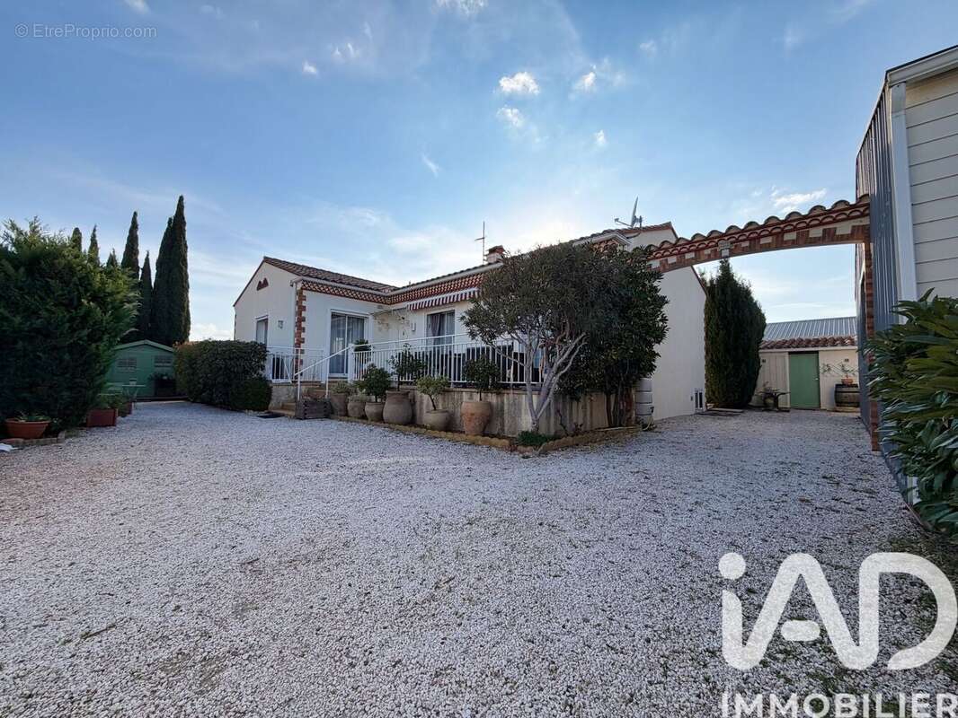 Photo 2 - Maison à RIVESALTES