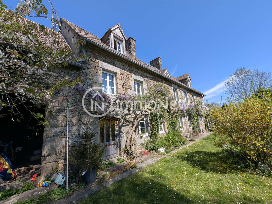 Maison à HOCQUIGNY