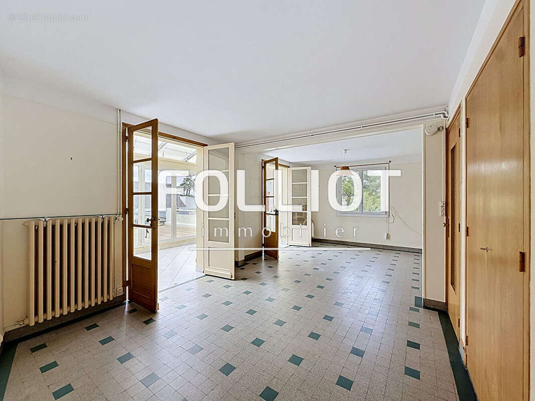 Appartement à SAINT-PAIR-SUR-MER