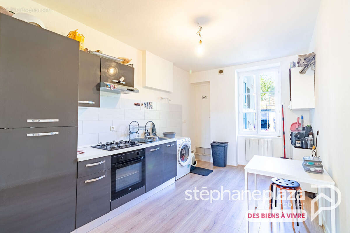 Appartement à COLIGNY