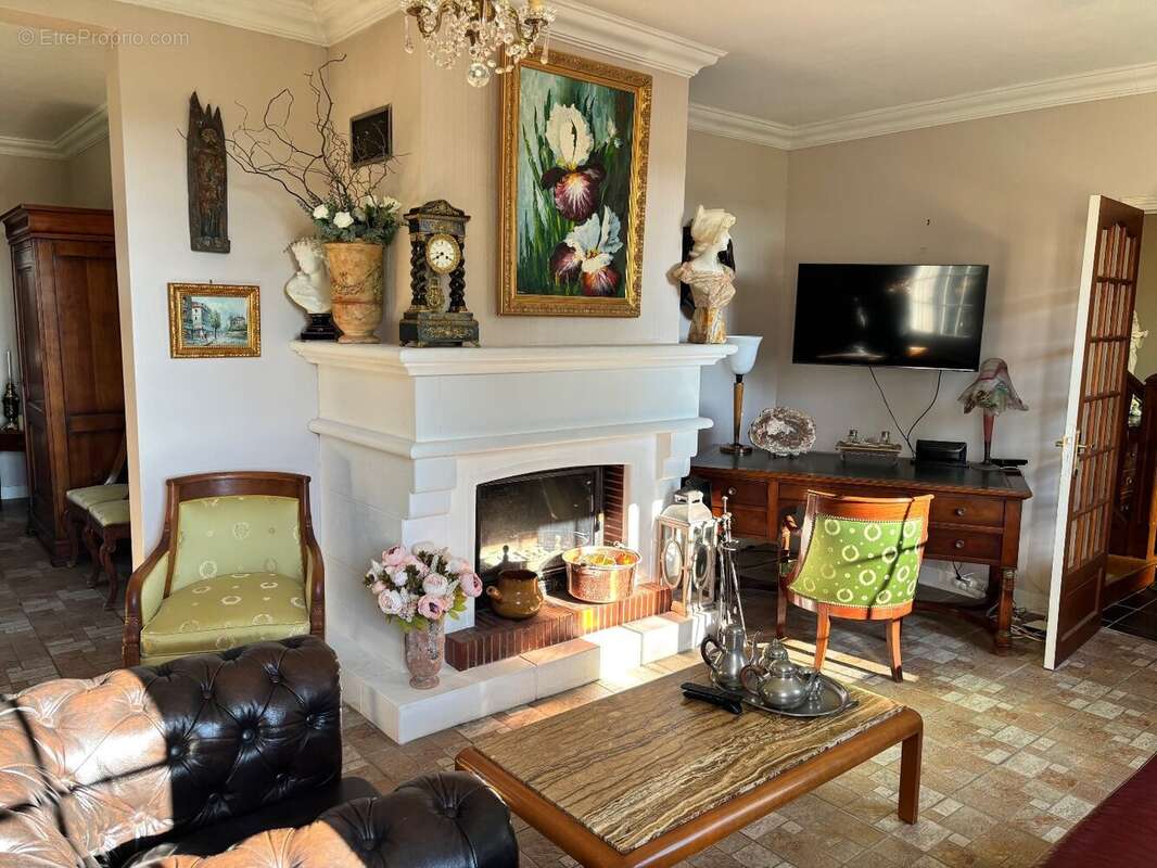 Maison à SOUDAINE-LAVINADIERE