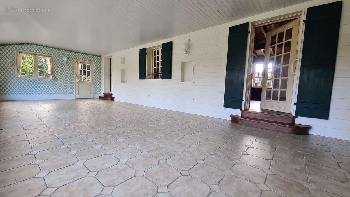 Maison à RECQUES-SUR-COURSE