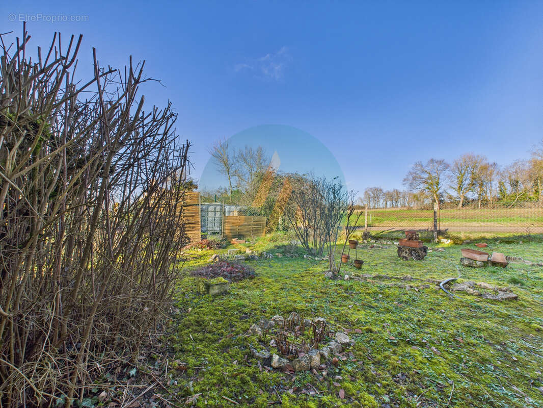 Maison à COSNE-COURS-SUR-LOIRE