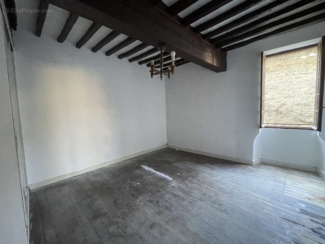 Maison à VAISON-LA-ROMAINE