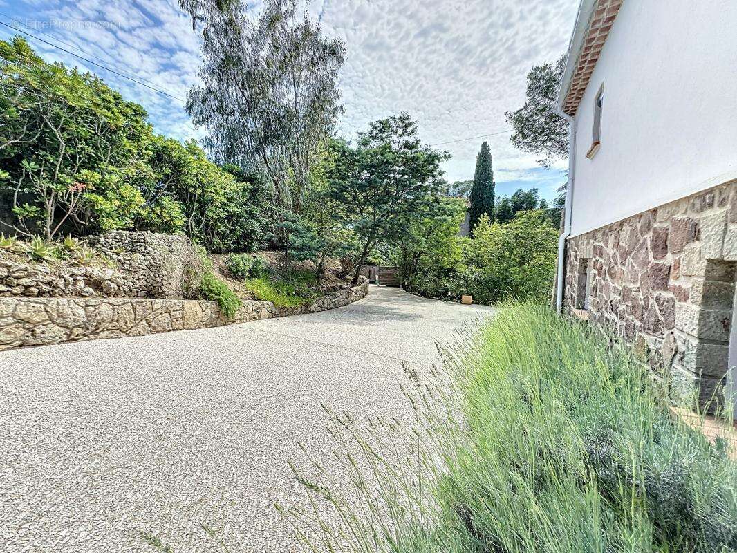 Maison à SAINT-RAPHAEL