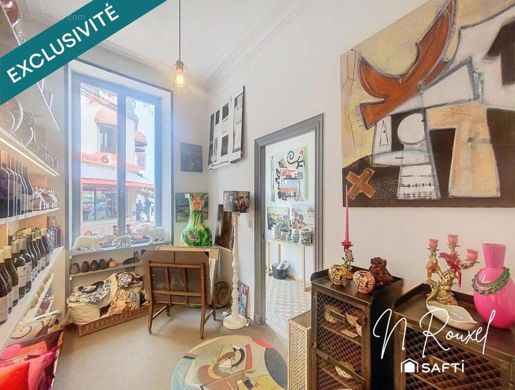 Photo 9 - Commerce à ARROMANCHES-LES-BAINS