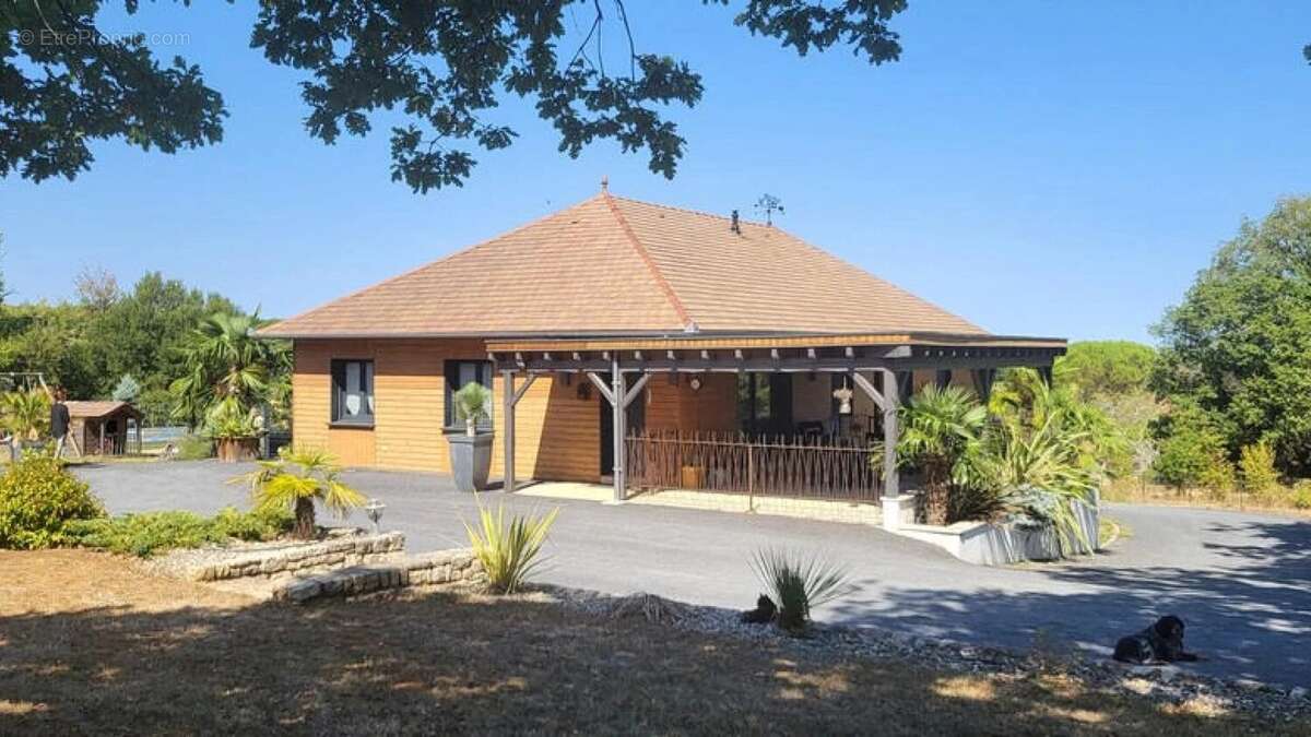 Maison à LABASTIDE-MURAT