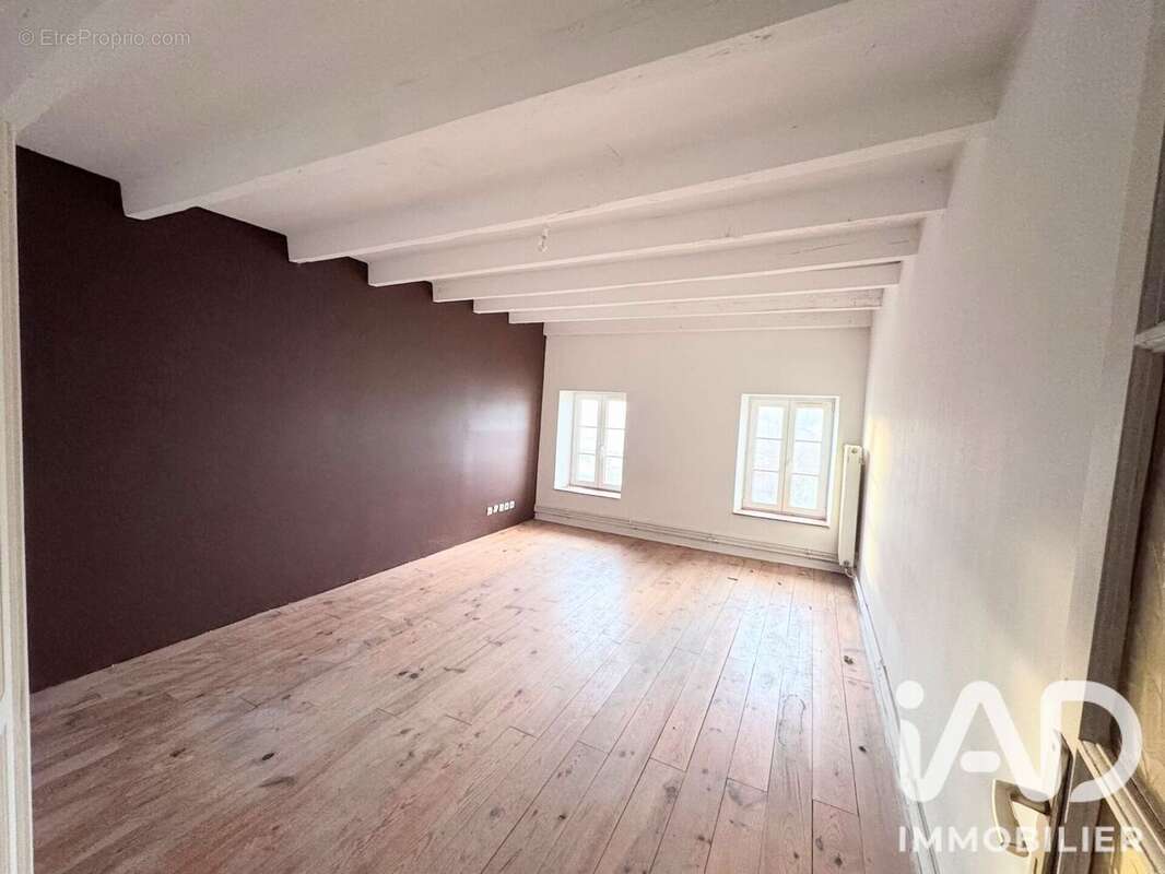 Appartement 379 m² à Solgne  - photo 4