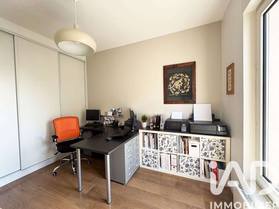Appartement 79 m² à Saint-Maur-Des-Fosses  - photo 7