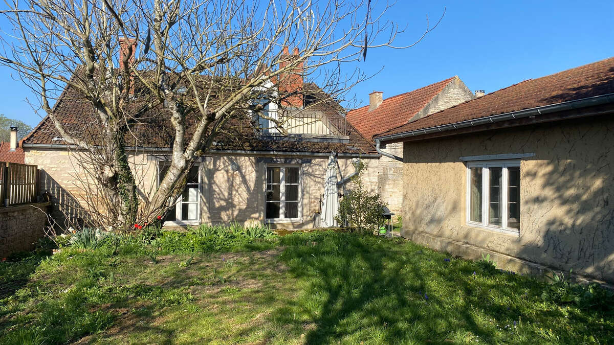 Maison à vendre 3 chambres- jardin- CHATEL GERARD (89) - photo 19