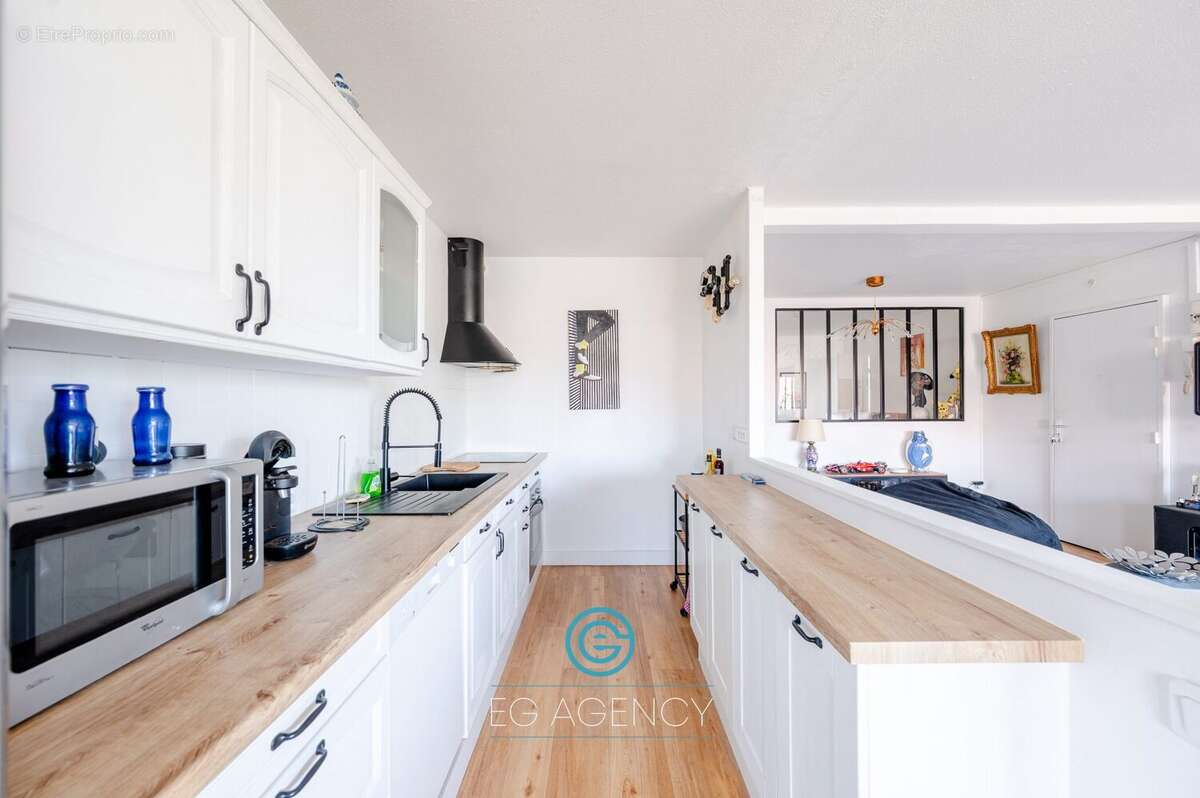 Appartement à MARSEILLE-16E