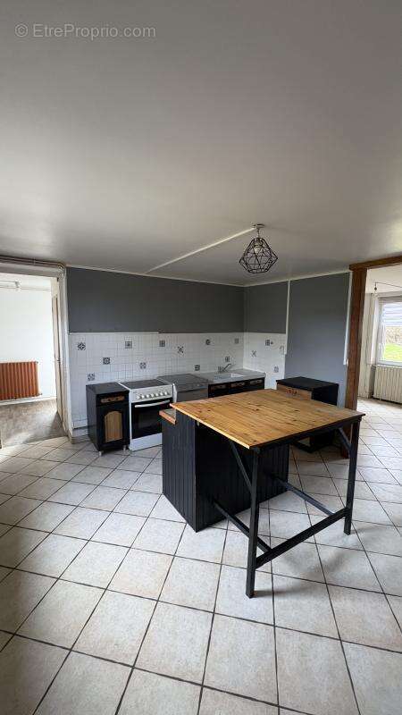 Maison à YOUX