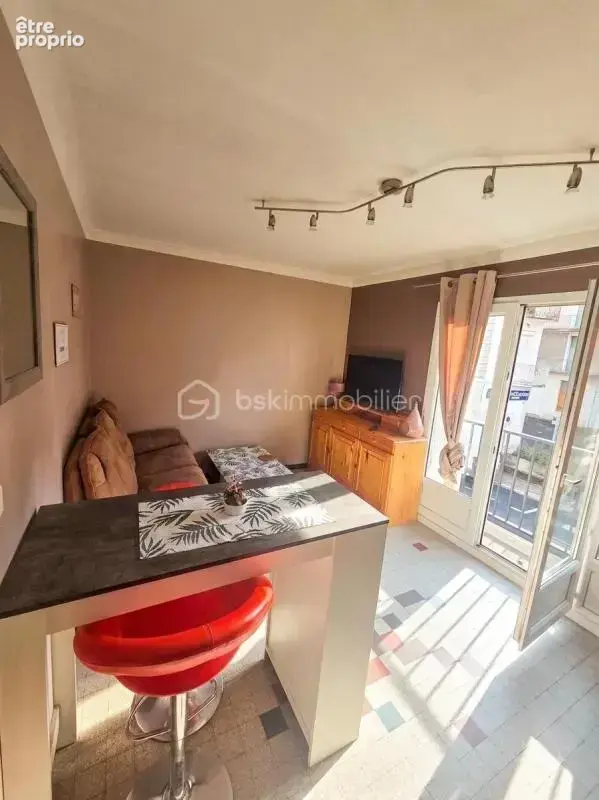 Appartement T3 de 35 m² — Centre-ville de Langogne - photo 3