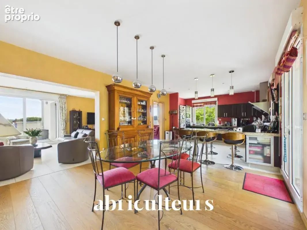 Maison d'architecte d'exception de 350m² avec vue bords de Seine à Athis-Mons - photo 9