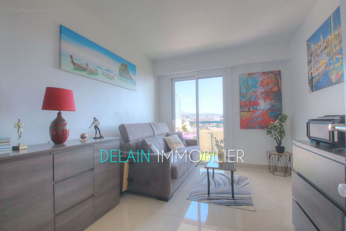 Appartement à CAGNES-SUR-MER