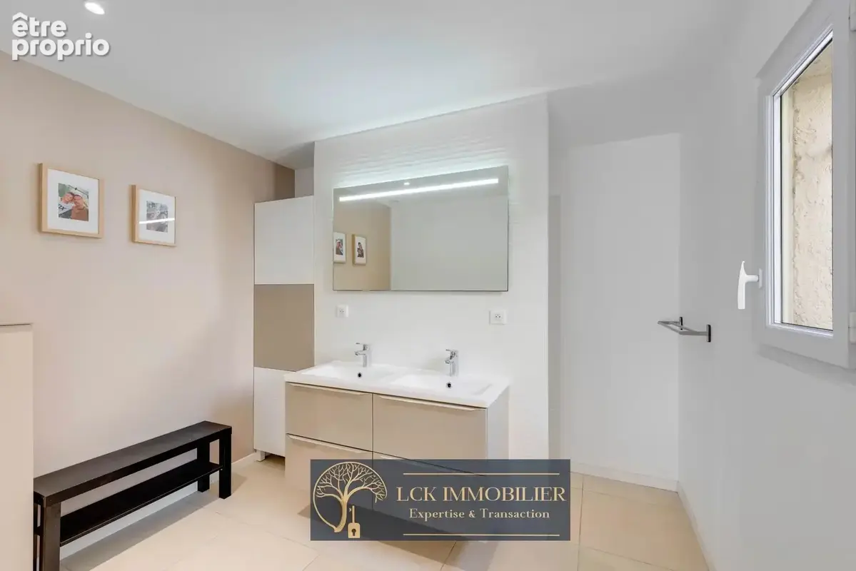 Villa vue mer avec potentiel sur les hauteurs des issambres - photo 15