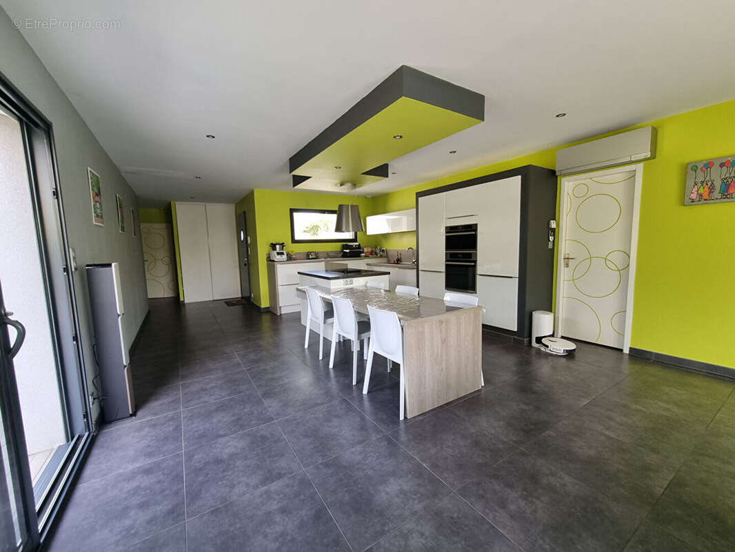 Maison St Firmin Des Pres - photo 3