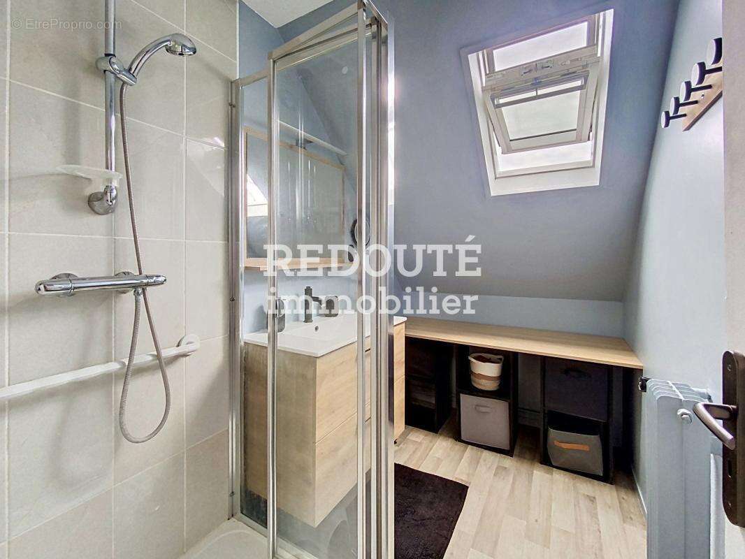 Muizon – maison renovee avec fort potentiel d'evolution - photo 13