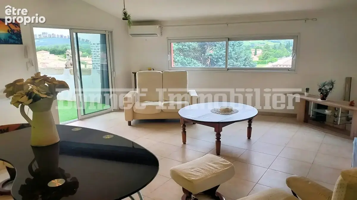 Commerce et appartement en duplex avec terrasse et superbe vue - photo 12