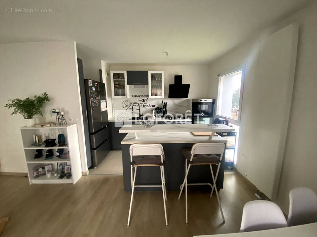 Appartement à LES MUREAUX