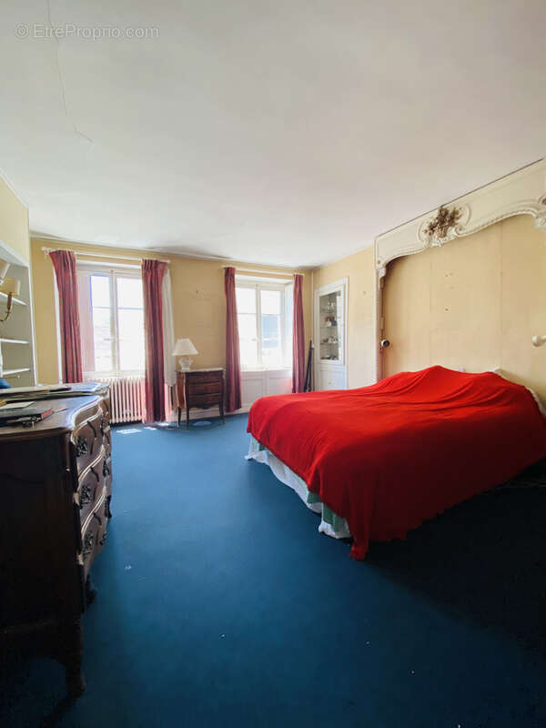 Maison à FONTAINEBLEAU