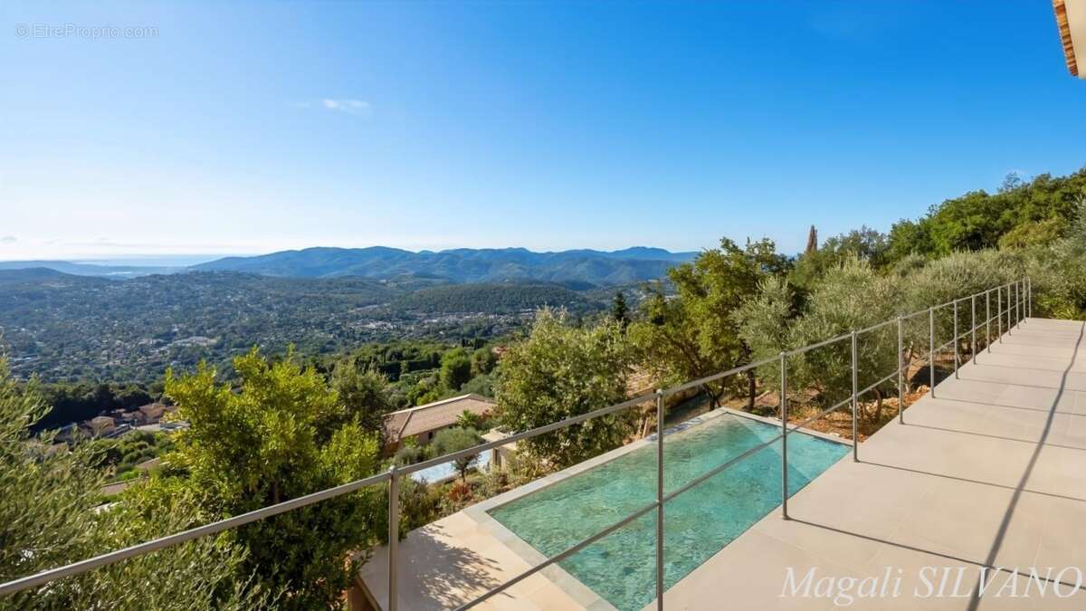 Villa neuve contemporaine vue  panoramique  Proche Cabris - photo 17