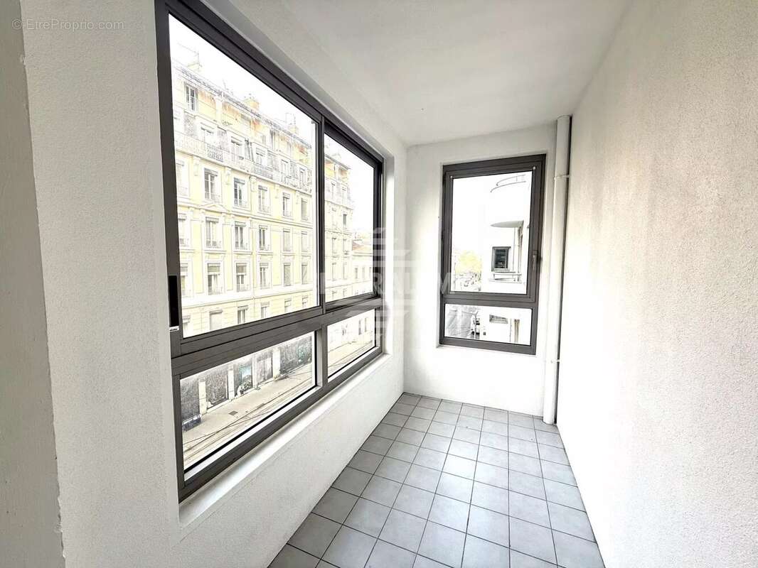 Appartement à LYON-6E