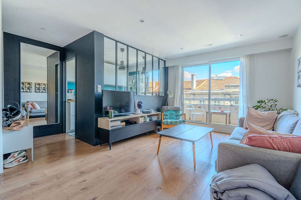 Appartement à BORDEAUX