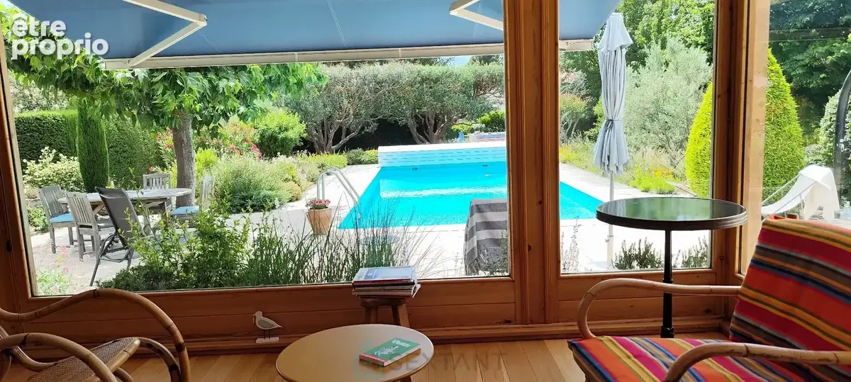 Maison de caractère entièement rénovée avec gîte, chambre d'hôtes, piscine et revenus locatifs - photo 2