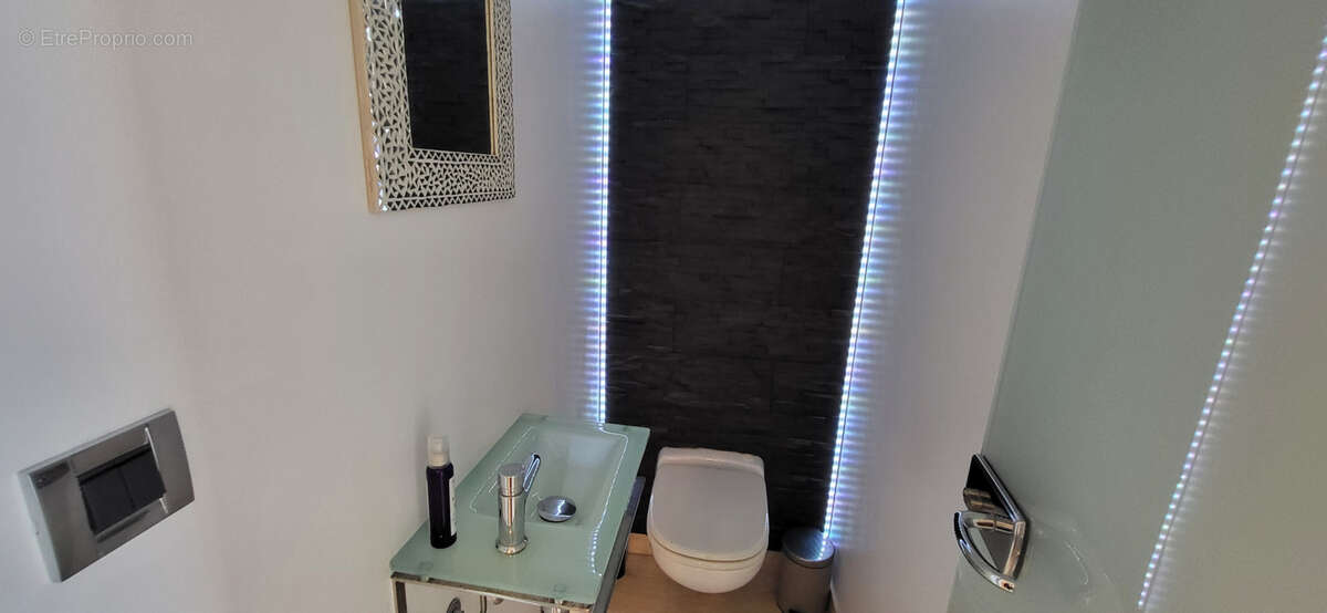 Appartement à VILLENEUVE-LOUBET