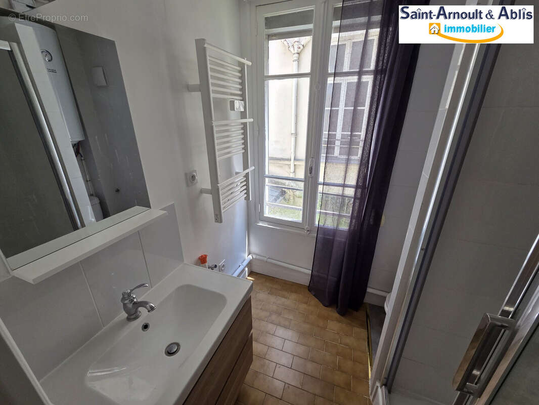 Appartement à PARIS-4E