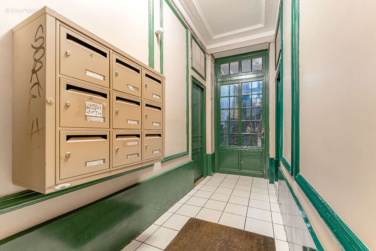 Appartement à PARIS-10E