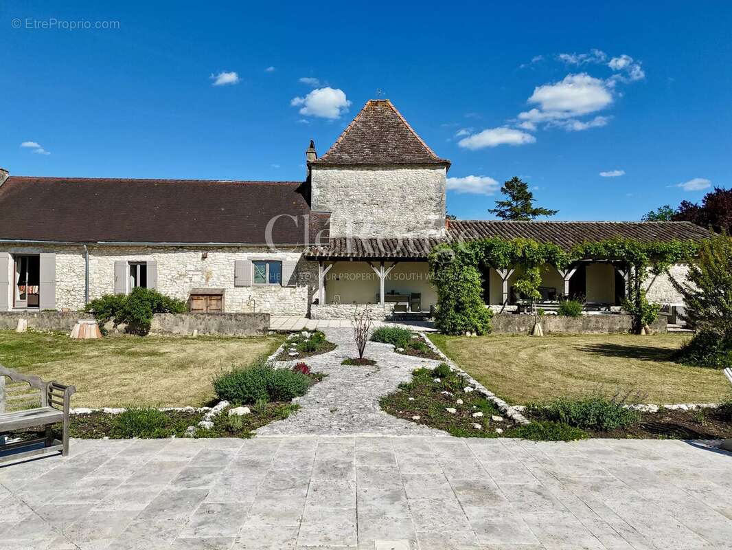 Maison à EYMET
