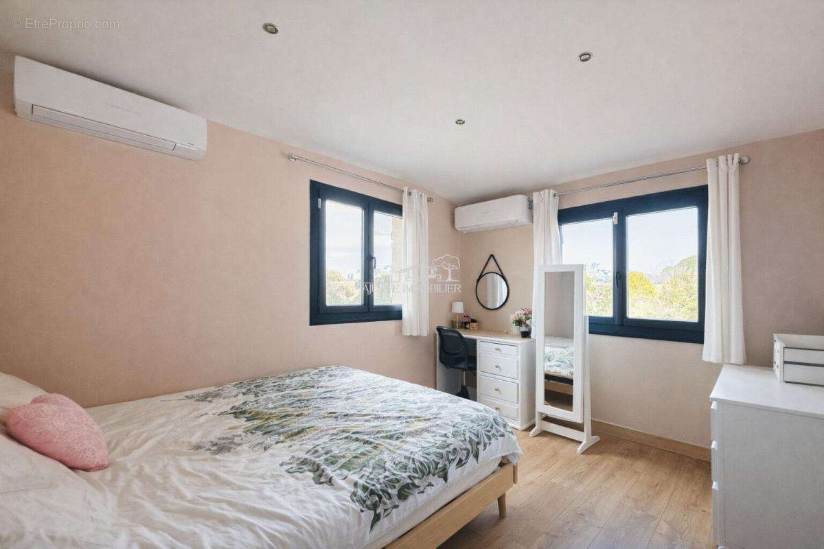 Maison à LES PENNES-MIRABEAU