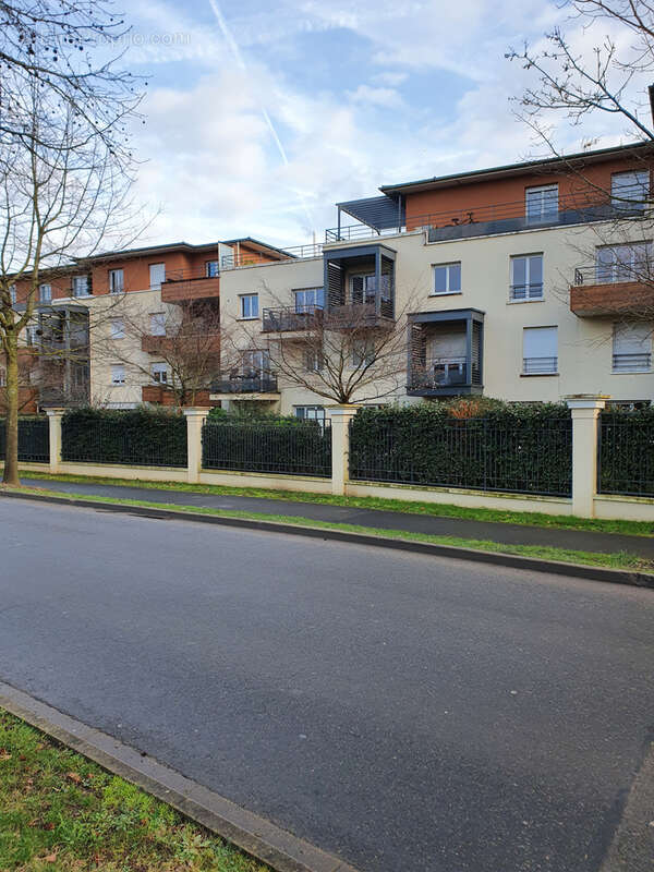 Appartement à CLAYE-SOUILLY