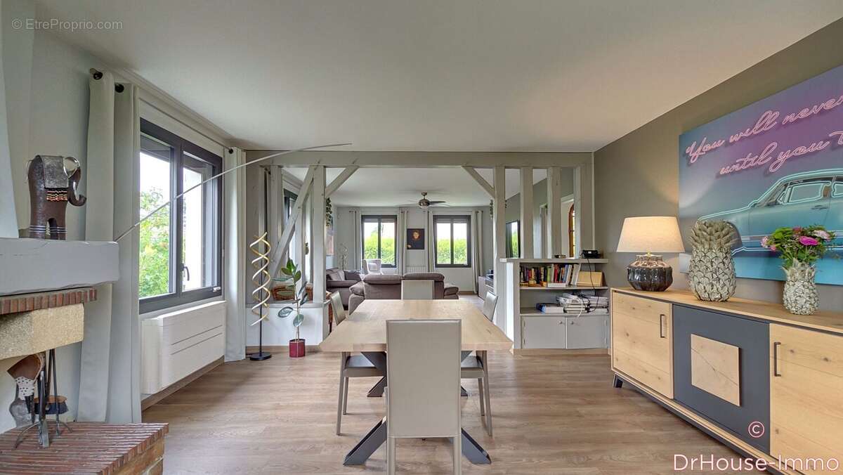 Maison 185 m² à Croissy-Beaubourg  - photo 23