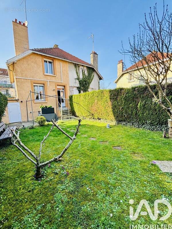 Photo 1 - Maison à CHARLEVILLE-MEZIERES