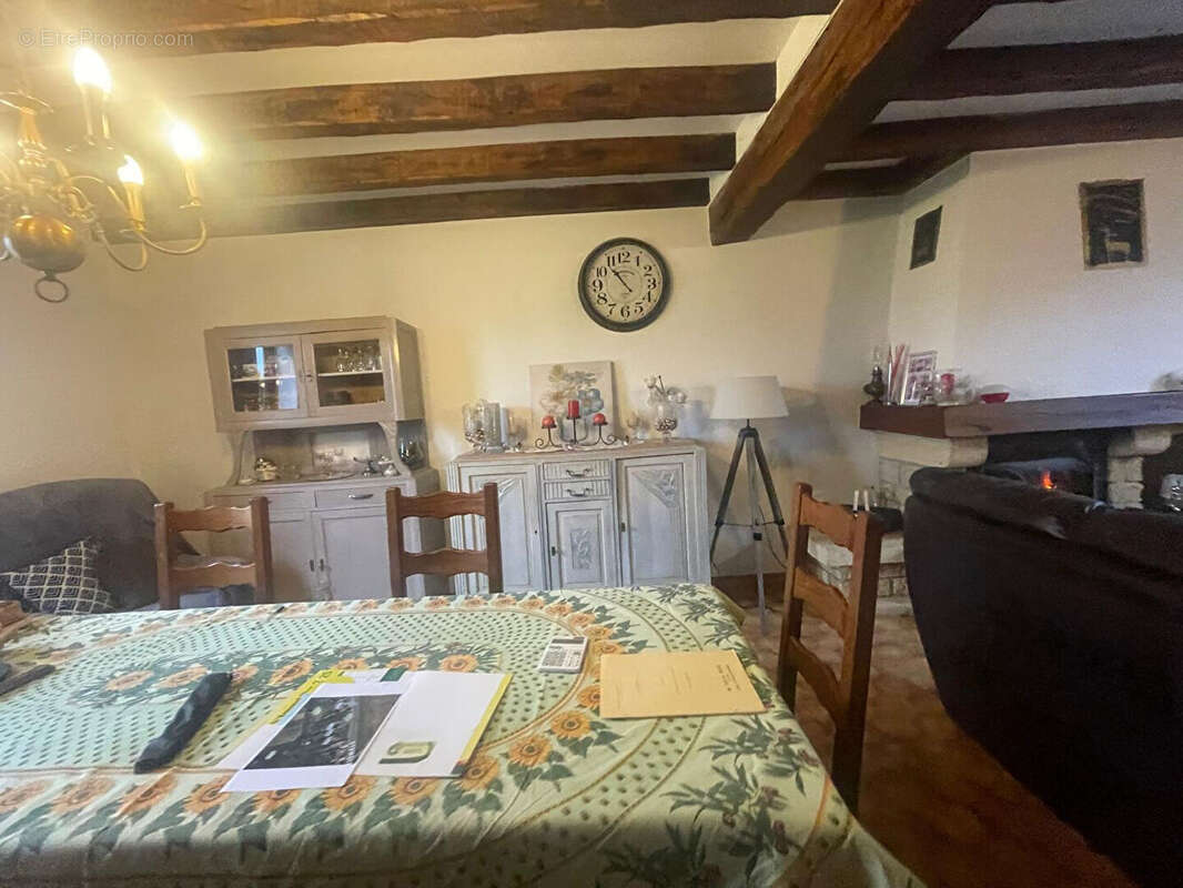 Maison à SAACY-SUR-MARNE